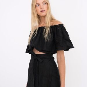 Love And Confuse Off The Shoulder Linen Top